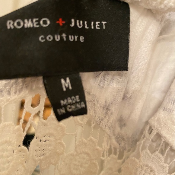 Romeo & Juliet Couture white & blue maxi dress. - Picture 7 of 9